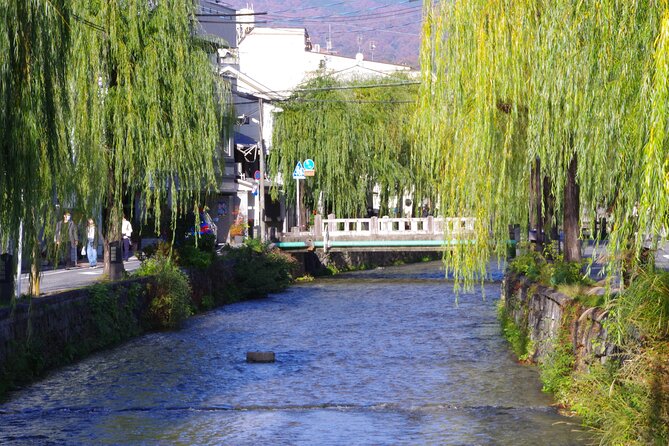 SHIRAKAWA Japanese Culture Experiences with private English staff - Calligraphy and your one-of-a-kind hanging scroll