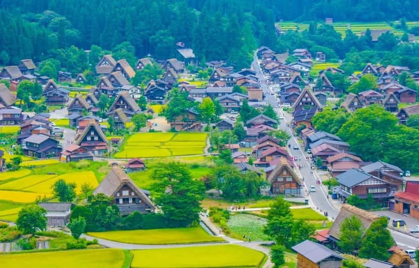 Shirakawago&HidaTakayama&GujoHachiman 1 Day Tour from Nagoya - Leaving Nagoya early for the mountains