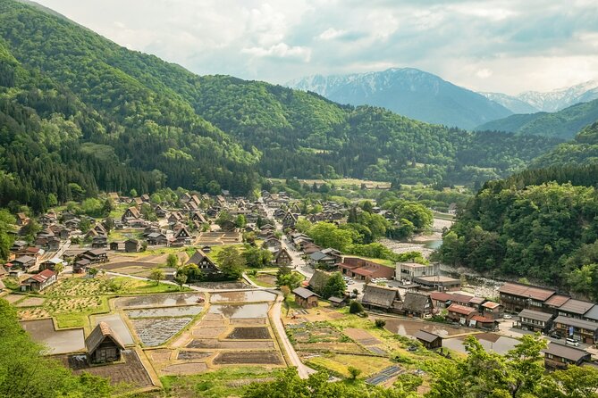 Shirakawago & Kanazawa from Kanazawa - Kenrokuen Garden after the village