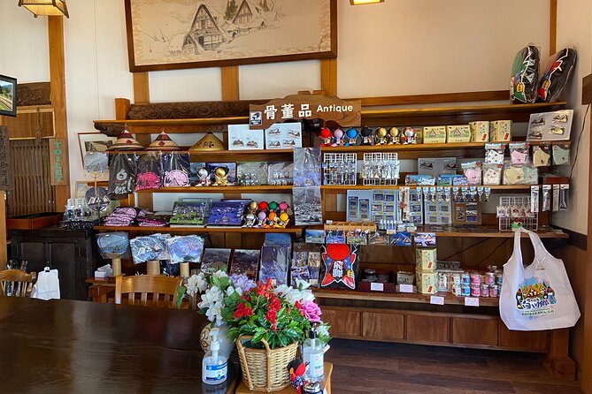 Shirakawago & Takayama Bus Tour from Nagoya w/Optional Lunch - The Guide and Language Question