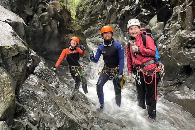 Shizuoka: Advanced Canyoning Activity near Mt. Fuji - Jumping through the gorge, from 1 to 9 meters