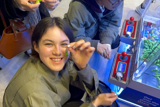 Solo Travelers Unite in Tokyo - Who will enjoy this Tokyo evening most