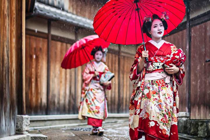 Splendours of Japan (Hiroshima, Takayama Festival) by Trafalgar - 13-Day Tour - What to know before you book