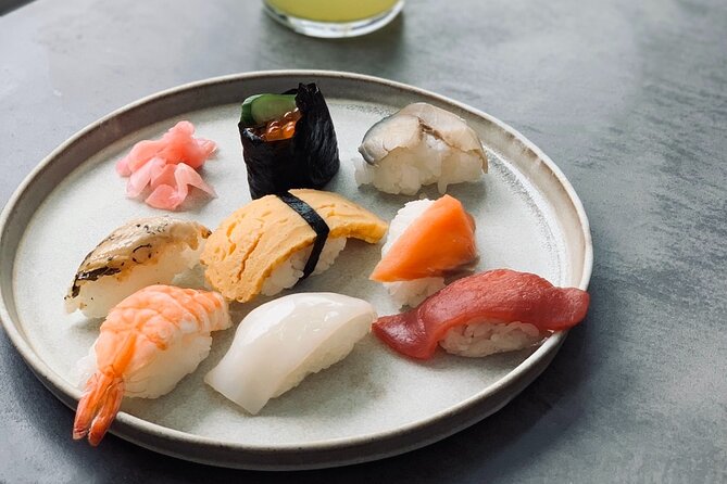 Sushi Making Experience Luxury Course in Nara - Traditional clothing and the cultural side of the lesson