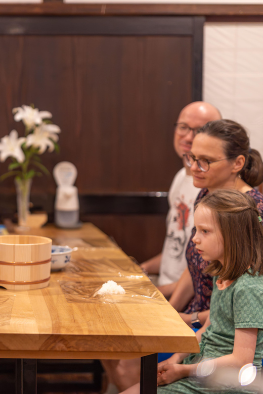 Takayama: Onigiri and miso soup making at a buddhist temple - How good is the English instruction?