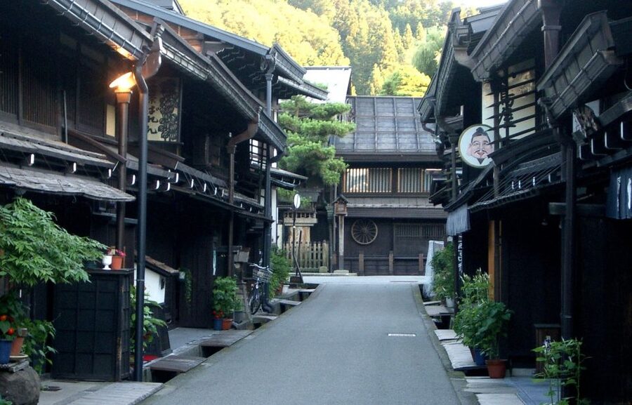 Takayama: Private Walking Tour with a Local Guide - Morning markets beside the Miyagawa River