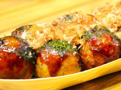 Takoyaki cooking experience in Kabukicho, Shinjuku