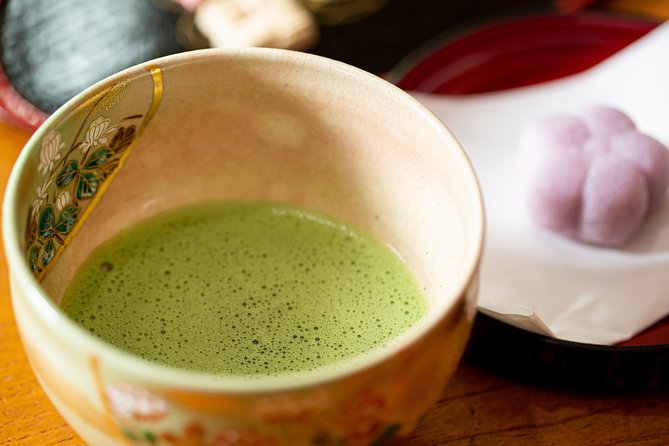 Tea ceremony experience with simple kimono in Okinawa - Learning the tools before making matcha