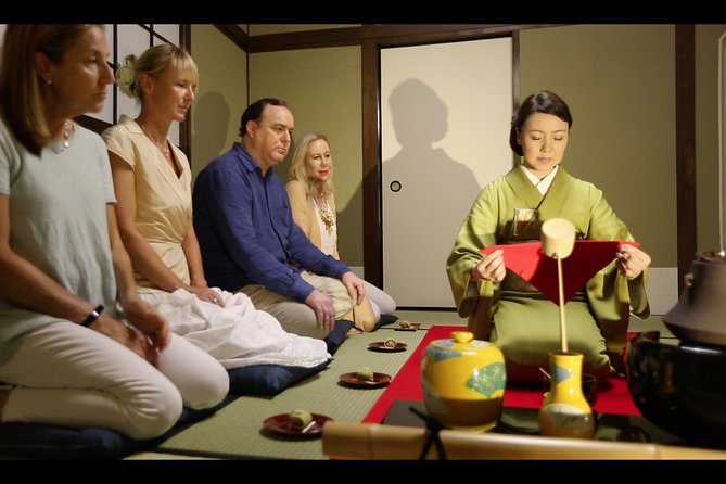 Tea Ceremony Workshop in Tokyo by the Experienced Instrucor - Sakura tea, video, and the first taste of Chado