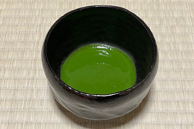 Tea Ceremony Workshop in Tokyo by the Experienced Instrucor - Entering the tatami room and leaving ordinary noise behind