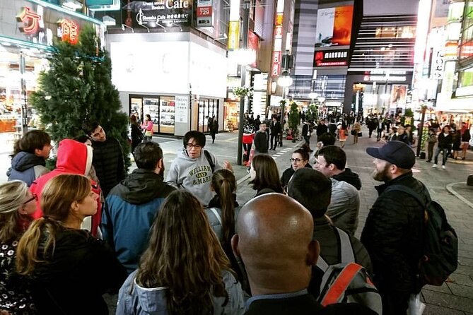 The Dark Side of Tokyo - Night Walking Tour Shinjuku Kabukicho - The narrow bar district