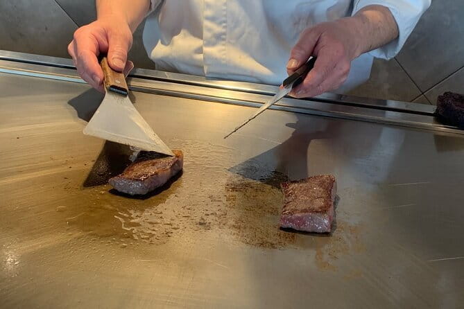 The Premium A5 Wagyu Tour in Shinjuku – With Free-Flow Drinks - Why A5 Wagyu matters here