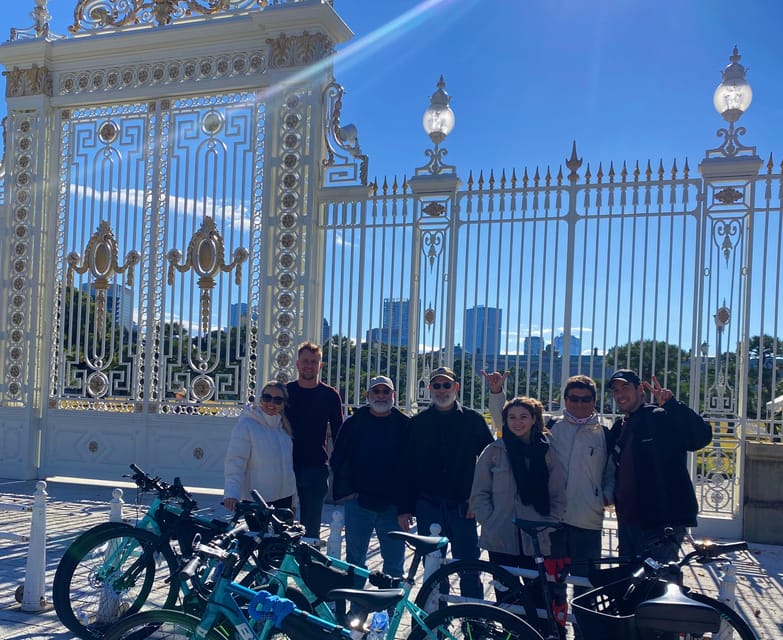 Tokyo: 3-Hour Bike or E-Bike City Highlights Tour - Aoyama, Cat Street, and the road to Shibuya