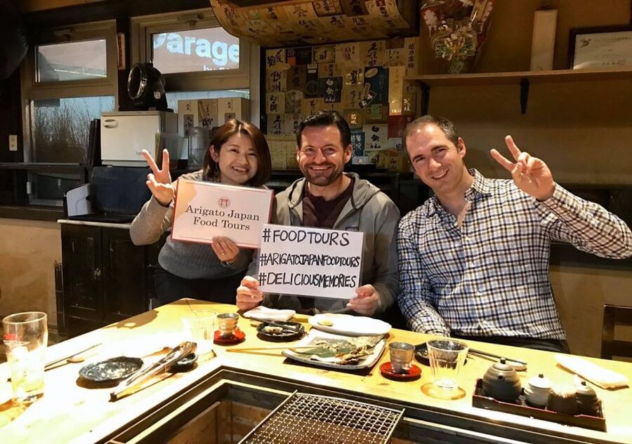 Tokyo: 3-Hour Food Tour of Shinbashi at Night - Following the backstreets into local pub culture