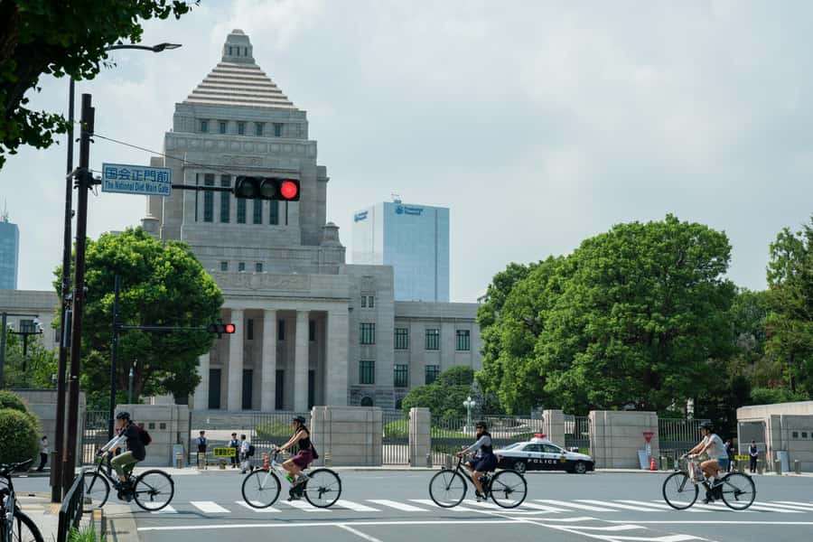 Tokyo: 3-hour Guided E-Bike Tour of the City's Hidden Gems - Picking the right route for your day