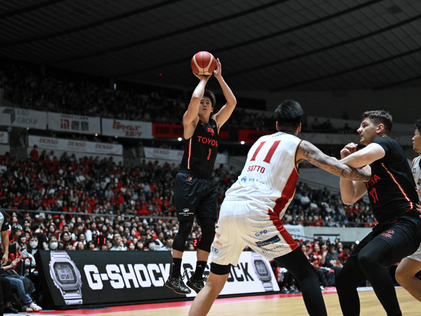 Tokyo: Alvark Tokyo Basketball Game Ticket - The crowd is the main attraction for many visitors