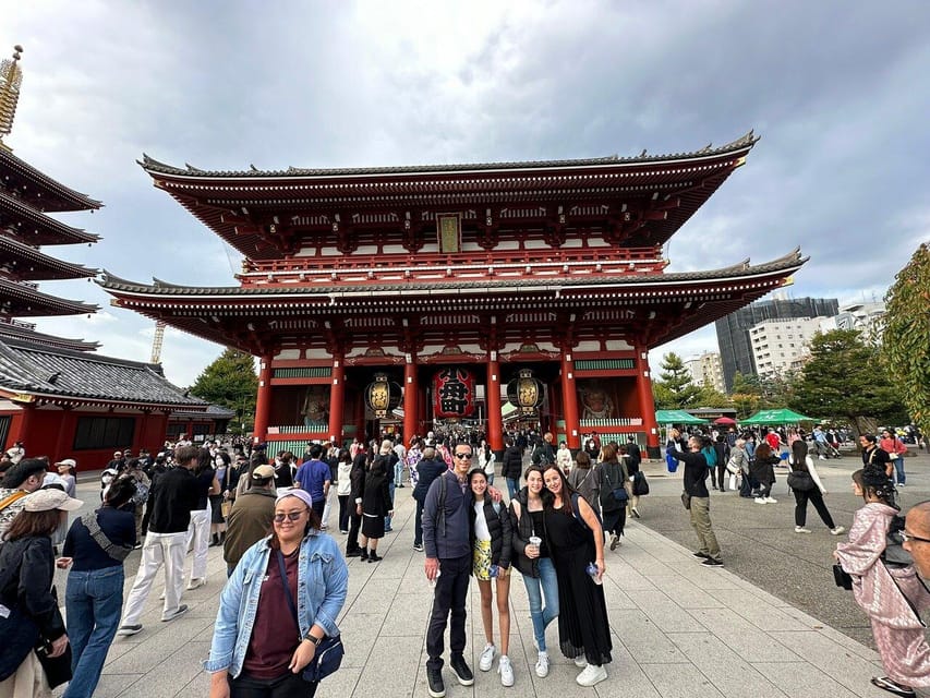 Tokyo Asakusa & Senso-Ji Walking tour With A Guide - Entering Senso-ji through Kaminarimon Gate