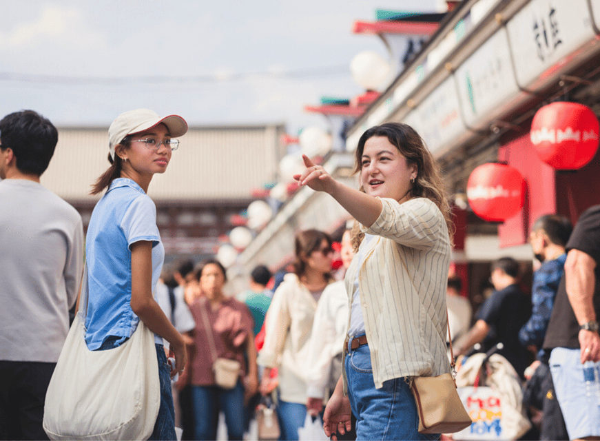 Tokyo: Asakusa Temple & Shrine Walking Tour with Local Guide - What the guides do particularly well