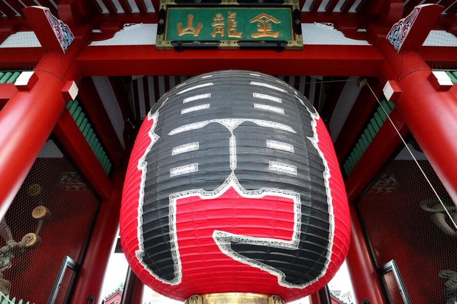 Tokyo: Asakusa Walking Tour with Sensoji Temple Visit - Asakusa Shrine and the value of seeing two faiths together