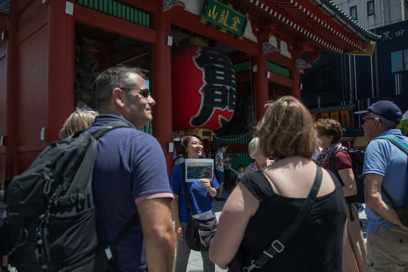 Tokyo: Asakusa Walking Tour with Sensoji Temple Visit - Meeting beneath the Thunder Gate