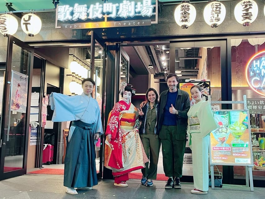 Tokyo: Authentic Japanese Dance Show ticket by professionals - A close setting with no bad seat