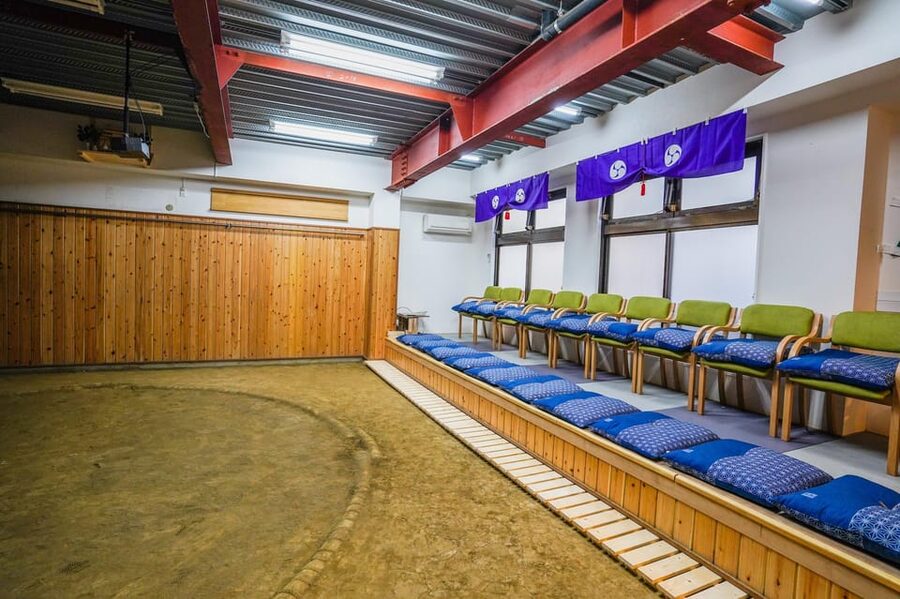 Tokyo: Authentic Sumo Wrestling Experience with Lunch - Why this sumo experience feels different