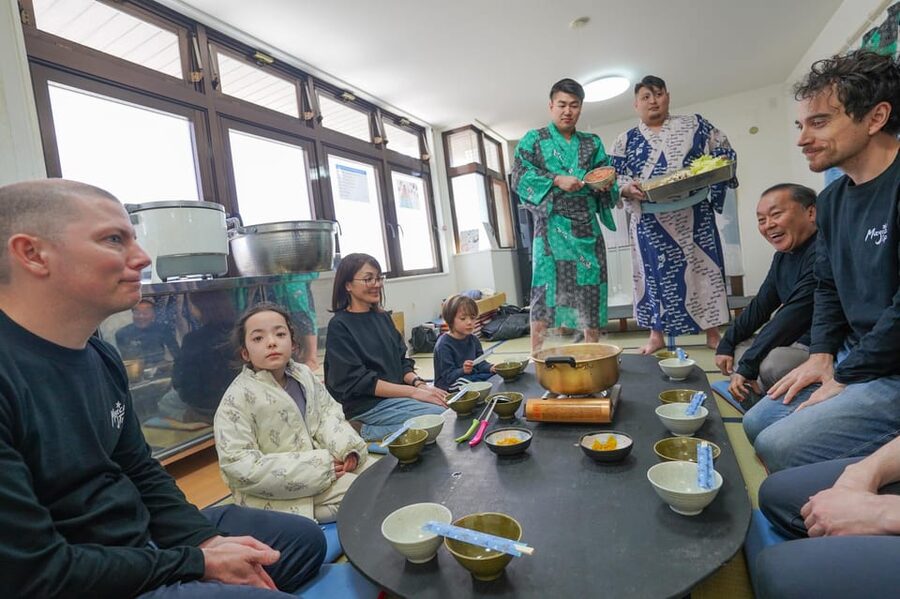 Tokyo: Authentic Sumo Wrestling Experience with Lunch - Trying the movements before the match