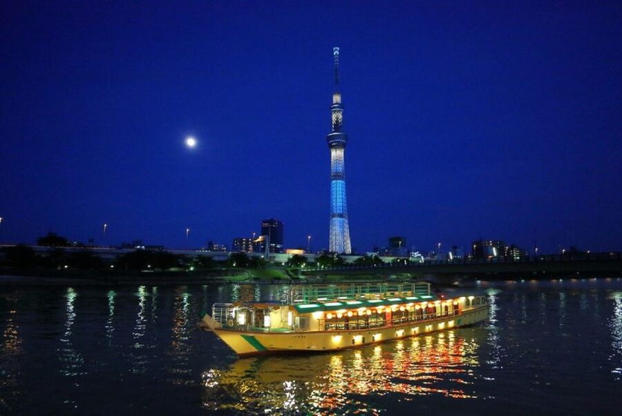 Tokyo Bay: Traditional Japanese Yakatabune Dinner Cruise - Is $108 a good value for three hours?