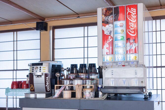 Tokyo Bay Yakatabune Cruise with Traditional JapaneseShow Drinks - Key points to know before you go