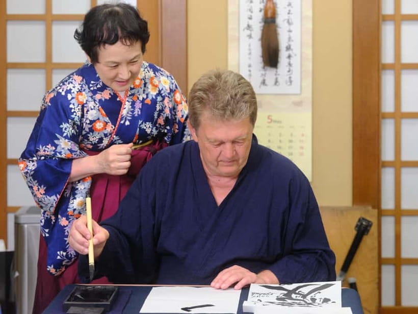Tokyo: Calligraphy Experience with yukata or Samue - What makes this Tokyo class worth your time