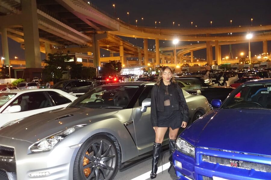 Tokyo: Daikoku Car Meet Tour at Night with JDM Guides - APIT: a useful stop for parts, engines, and souvenirs
