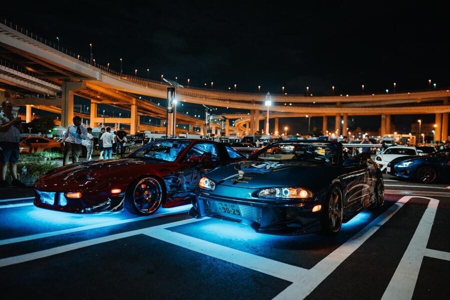 Tokyo Drift: Daikoku PA Supreme Car Experience 大黒PA - Other car stops may be part of the outing