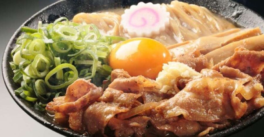 Tokyo: Easy Ramen Cooking Experience in Kabukicho, Shinjuku - Finding Shinjuku Ale in Kabukicho
