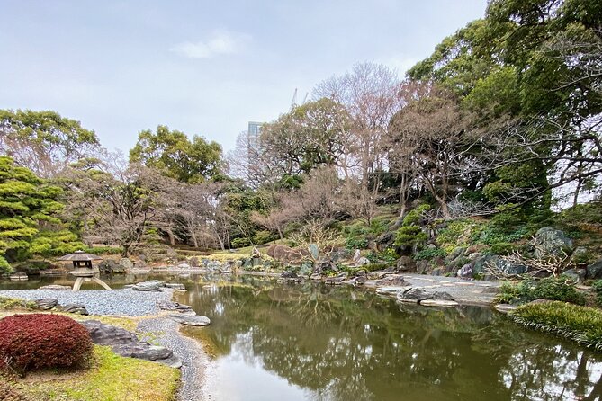 Tokyo: Edo Castle & East Garden of the Imperial Palace Tour - How the Two Hours Feel