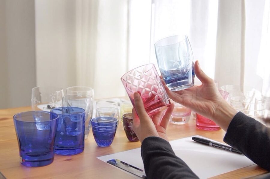 Tokyo: Edo Kiriko Traditional Glass Carving Class - The practice session saves beginners
