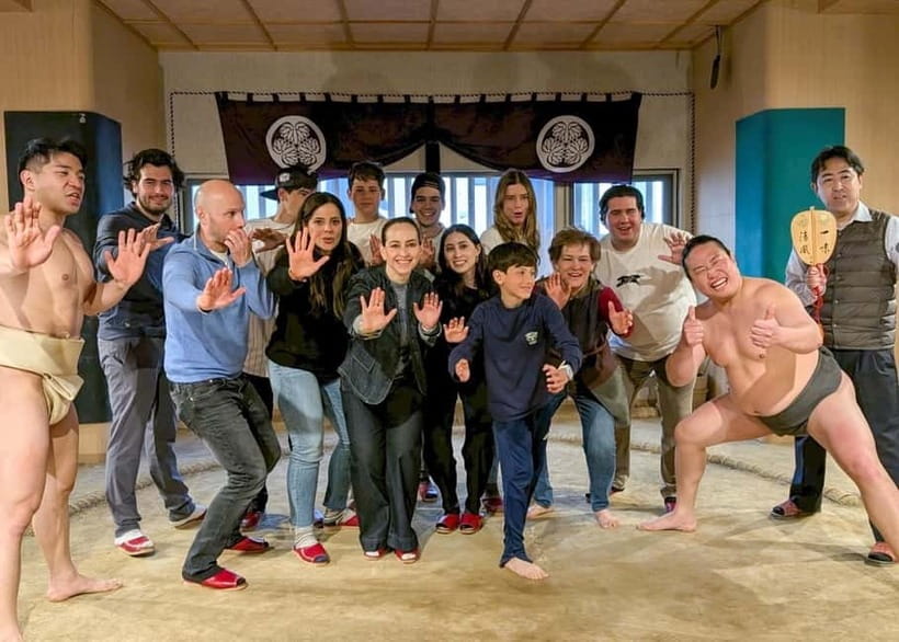 Tokyo: Family Sumo Workshop & Live Wrestling Show with Lunch - Your turn inside the padded ring