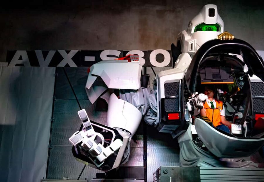 Tokyo: Giant Robot “Ingram” Factory Tour - Getting Close to a Life-Size Ingram