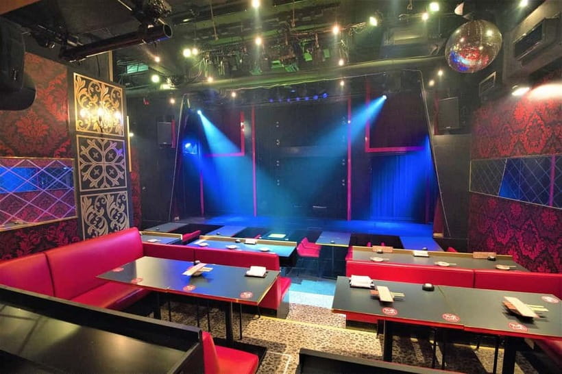 Tokyo GINZA: KONPARU Japanese Cabaret Show with Drink - Why Ginza Makes a Good Stage
