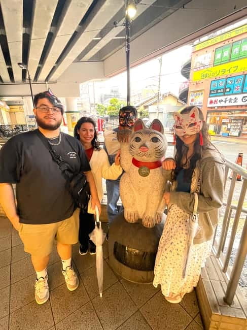 Tokyo: Gotokuji Cat Temple, Shinjuku Cat Cafe & 3D Cat Tour - Practical tips for a smoother morning