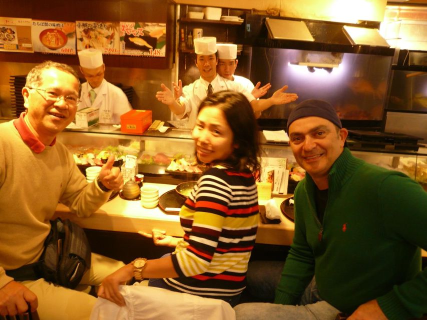 Tokyo: Guided Walking Tour of Tsukiji Market with Breakfast - Starting at Tsukiji Hongwanji Temple