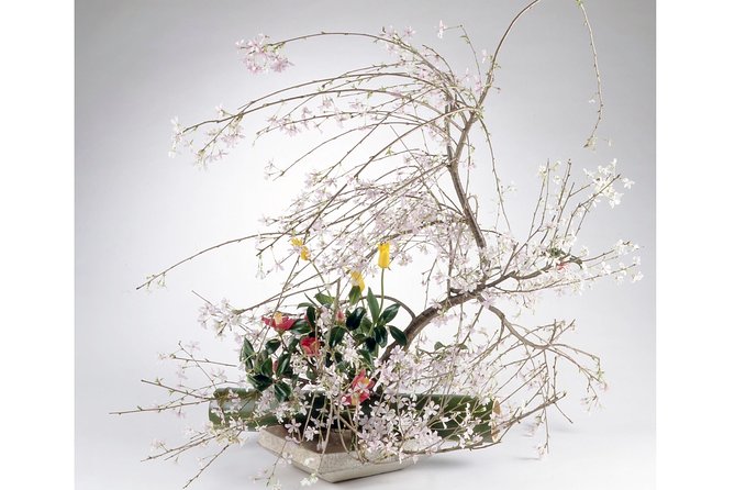 Tokyo Ikebana, Japanese Traditional Flower Arrangement Experience - Key points to know before you book