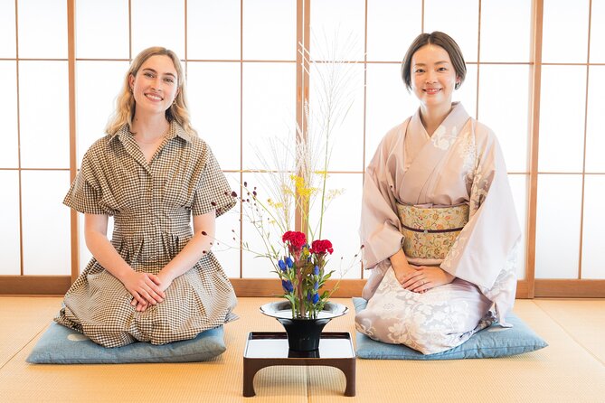 Tokyo Ikebana Wellness Art Experience near Shinjuku - Learning With Ai-sensei