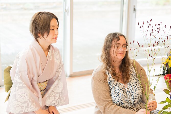 Tokyo Ikebana Wellness Art Experience near Shinjuku - The Japanese-Style Room and the Quiet Mood