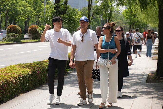 Tokyo: Imperial Palace and Shogun Historical Walking Tour - Why these palace grounds matter