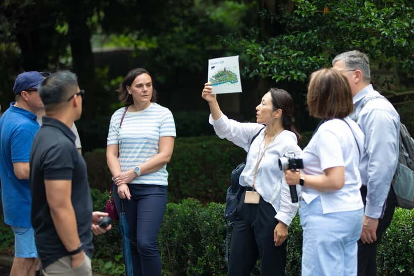 Tokyo: Imperial Palace East Gardens Walking Tour - Key points to know before you book