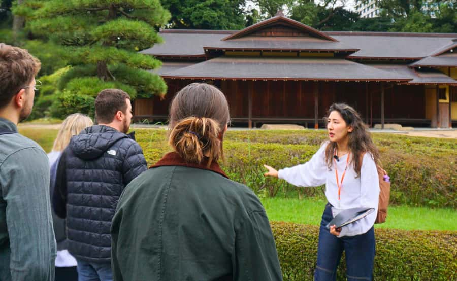 Tokyo: Imperial Palace, the history of Japan (ENGLISH GUIDE) - The missing castle and its small-scale replacement