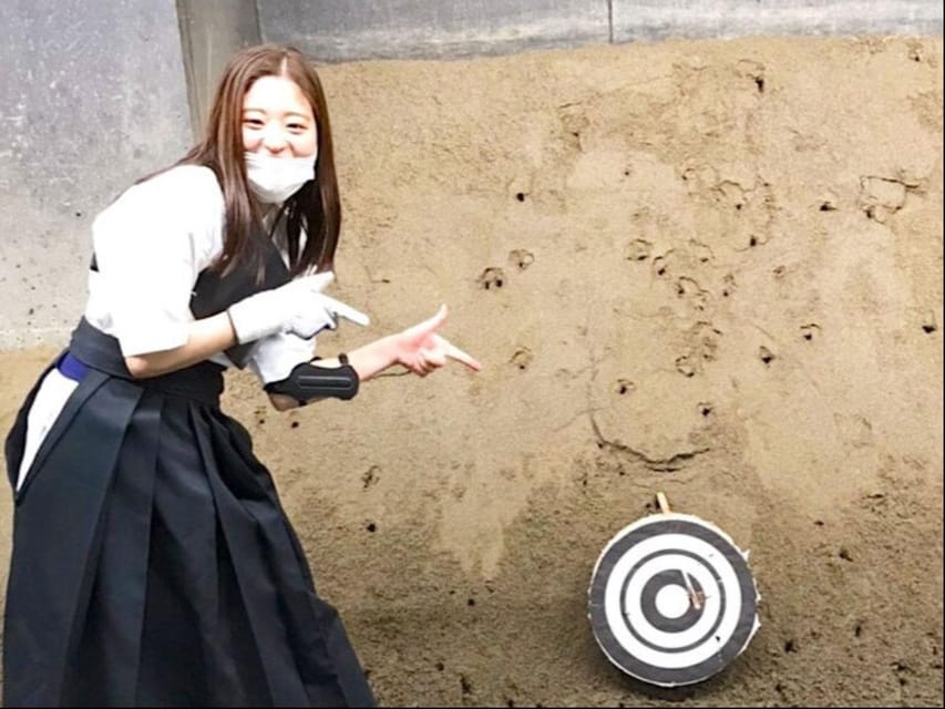 Tokyo: Japanese Archery (Kyudo) Experience - A small group and a hands-on teaching style