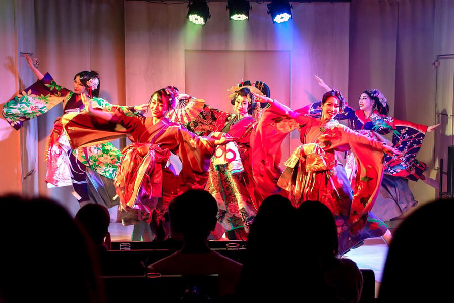 Tokyo: Japanese Dance Cabaret Theater Asakusa-Kaguwa Ticket - What kind of show is Asakusa-Kaguwa?