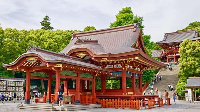 Tokyo: Kamakura & Enoshima Day Tour with Pickup & Train Ride - The Enoden ride is the day’s most enjoyable transport link