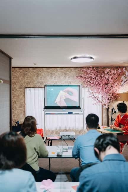 Tokyo: Learn Traditional Origami with a Local - How the 90 Minutes Usually Feel